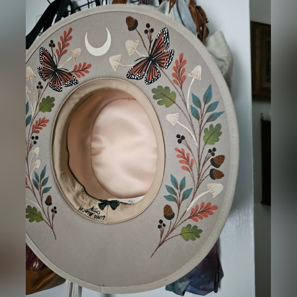 Luna Bloom Goldie Hat - Picture 8 of 11